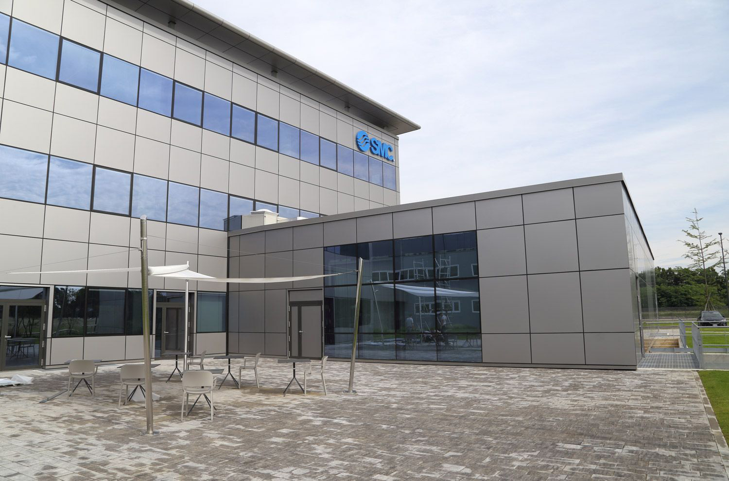 SMC ITALIA SPA - TECHBAU 3