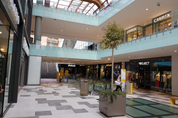 aura-centro-commerciale-roma-1-1200x7922